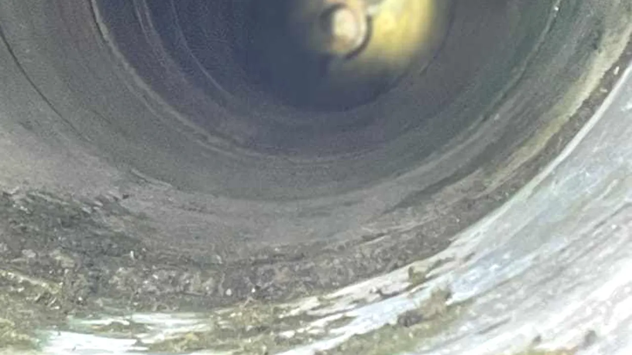 Bătrân de 84 de ani, salvat de pompieri dintr-o fântână adâncă de 15 metri
