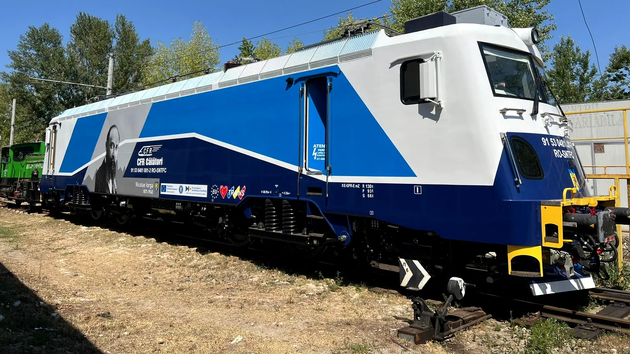 Ministerul Transporturilor anunţă că este gata prima locomotivă electrică modernizată prin PNRR