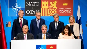 Un oficial finlandez susţine că Finlanda ar putea adera la NATO separat de Suedia