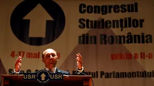 Băsescu: Sper ca Mânăstirea Cotroceni să fie refăcută până în august