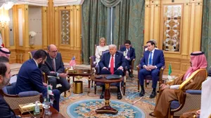 Donald Trump s-a întâlnit cu președintele sirian Ahmed al-Sharaa în Arabia Saudită