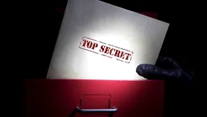 Americanul bănuit că a dezvăluit informaţii secrete de la Pentagon ajunge din nou în faţa instanţei