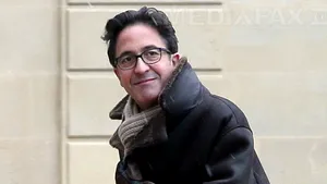 Un consilier politic al lui Hollande, acuzat de conflict de interese, a demisionat