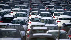 UE cere OMC să arbitreze un diferend cu Rusia privind o taxă pe reciclarea vehiculelor