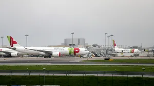 Persoanele care călătoresc cu avionul în Portugalia trebuie să prezinte dovada testului PCR