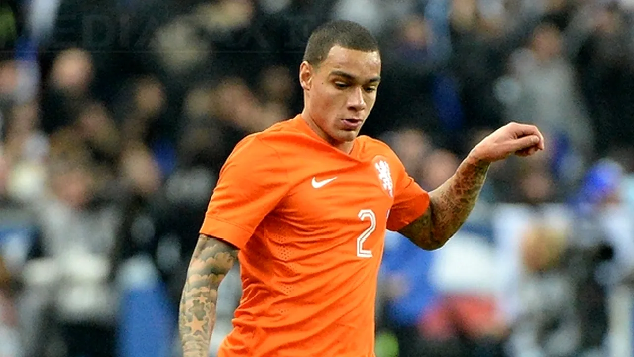 Van der Wiel (PSG), indisponibil pentru meciul cu Bayer Leverkusen
