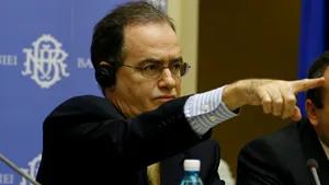 FMI estimează că România va avea în 2009 o creştere economică de 4-5%