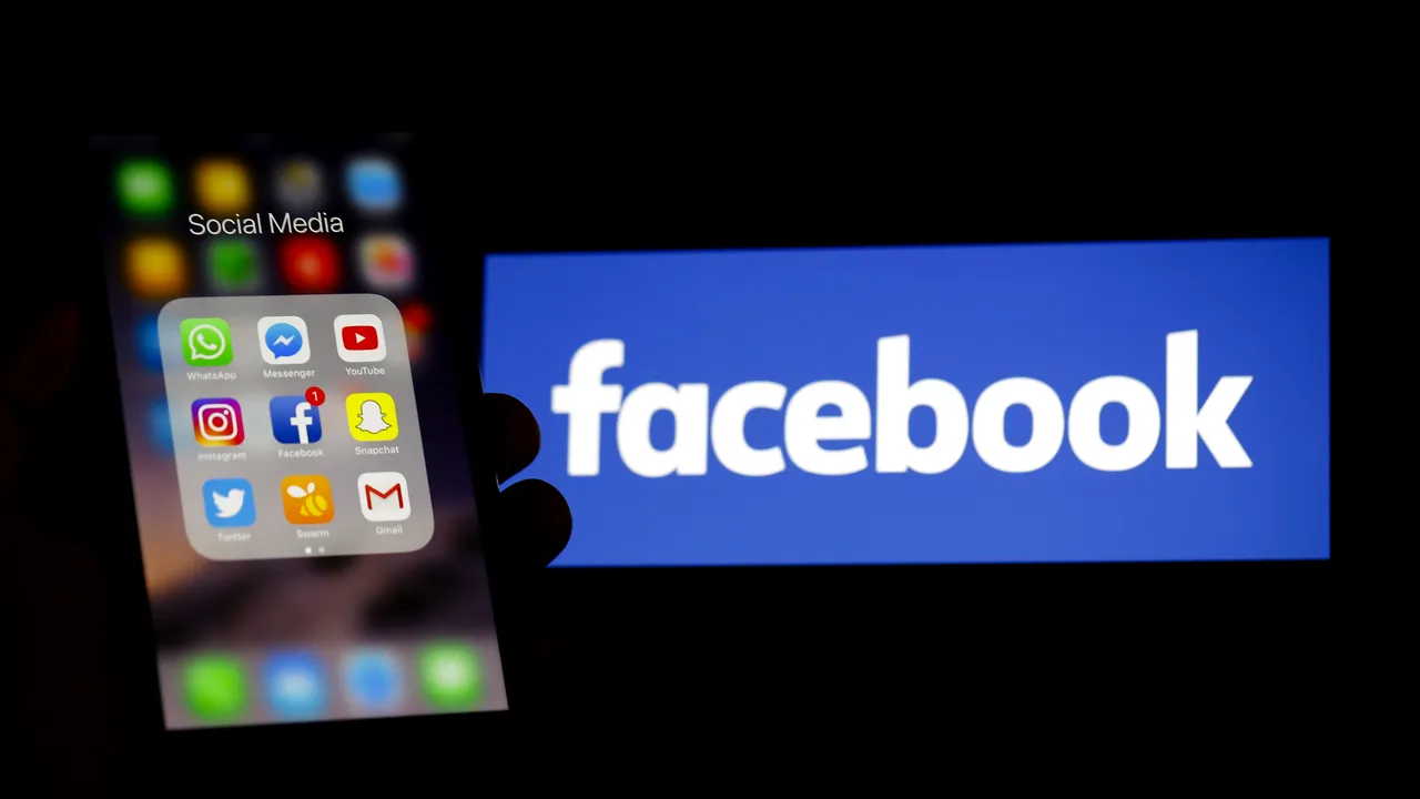 Facebook a închis 5,4 miliarde de conturi false în 2019