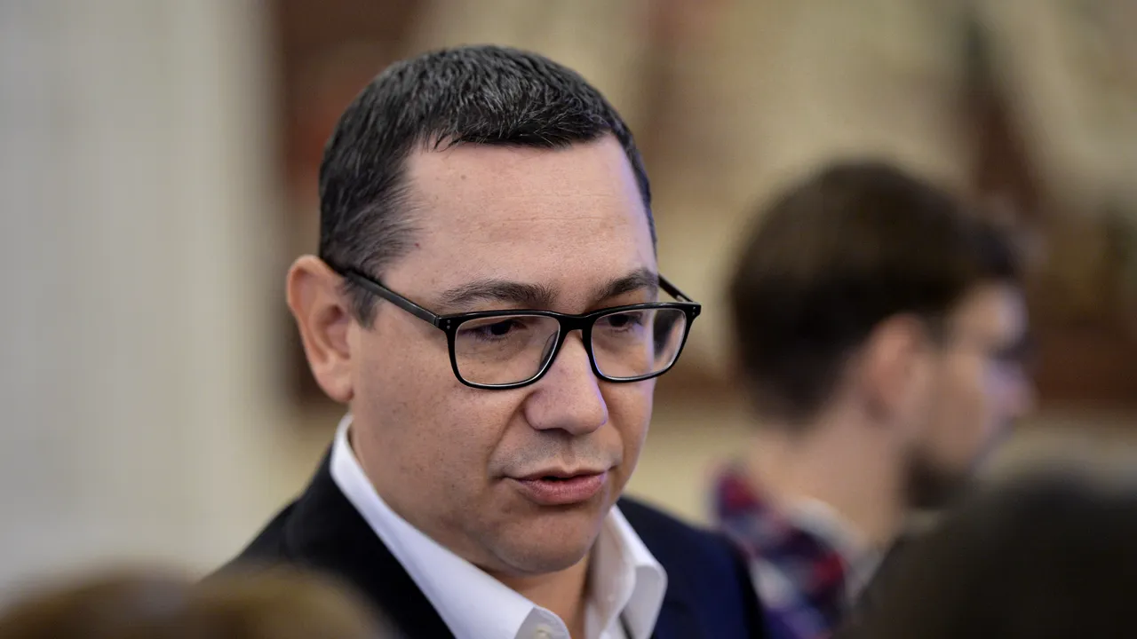 Congresul PSD „începe” cu un discurs nerostit al lui Ponta. Fostul lider social-democrat le promite sprijinul Pro România, dar pune condiţii