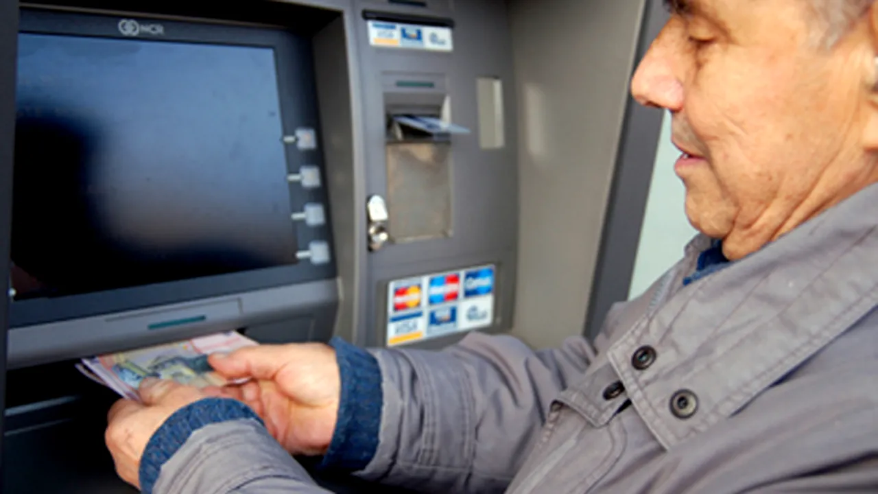Numărul pensionarilor a scăzut cu 77.000 în 2013. Pensia medie a fost de 805 lei