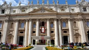 Vatican: Cardinalii au avut curajul să treacă Oceanul şi să îl aleagă pe Francisc