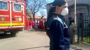 Protest la o maternitate din Iaşi. Medicii refuză internarea unei gravide din cauză că n-au echipament de protecţie | VIDEO