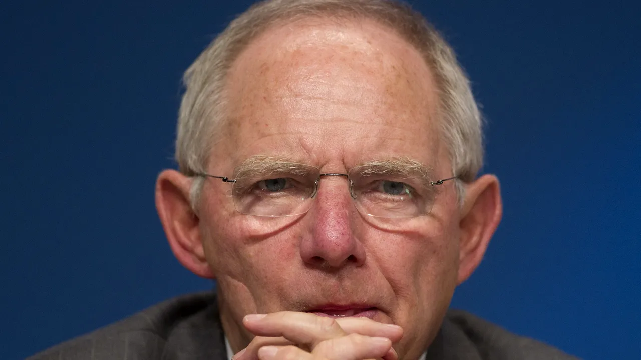 Wolfgang Schäuble avertizează că există în continuare riscuri asupra stabilităţii financiare a UE