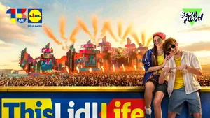 This Lidl Life revine la Beach, Please! cu cel mai mare magazin Lidl de festival de până acum, aducând prețurile accesibile din magazine direct în inima distracției
