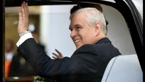 Epstein i-a oferit prințului Andrew o întâlnire cu o femeie rusoaică, arată e-mailurile