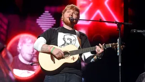 ASCULTĂ SMART RADIO. Idolul generaţiei millenials. Ed Sheeran, lider în topul celor mai bogate vedete britanice în vârstă de până la 30 de ani