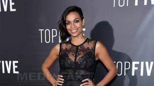Actriţa Rosario Dawson a adoptat o fetiţă