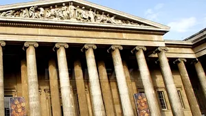 Vizitatorii British Museum, evacuaţi după depistarea unui 