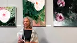 Anca Medrea, artista care transformă florile în limbaj vizual. Expoziția sa poate fi văzută la Madrid
