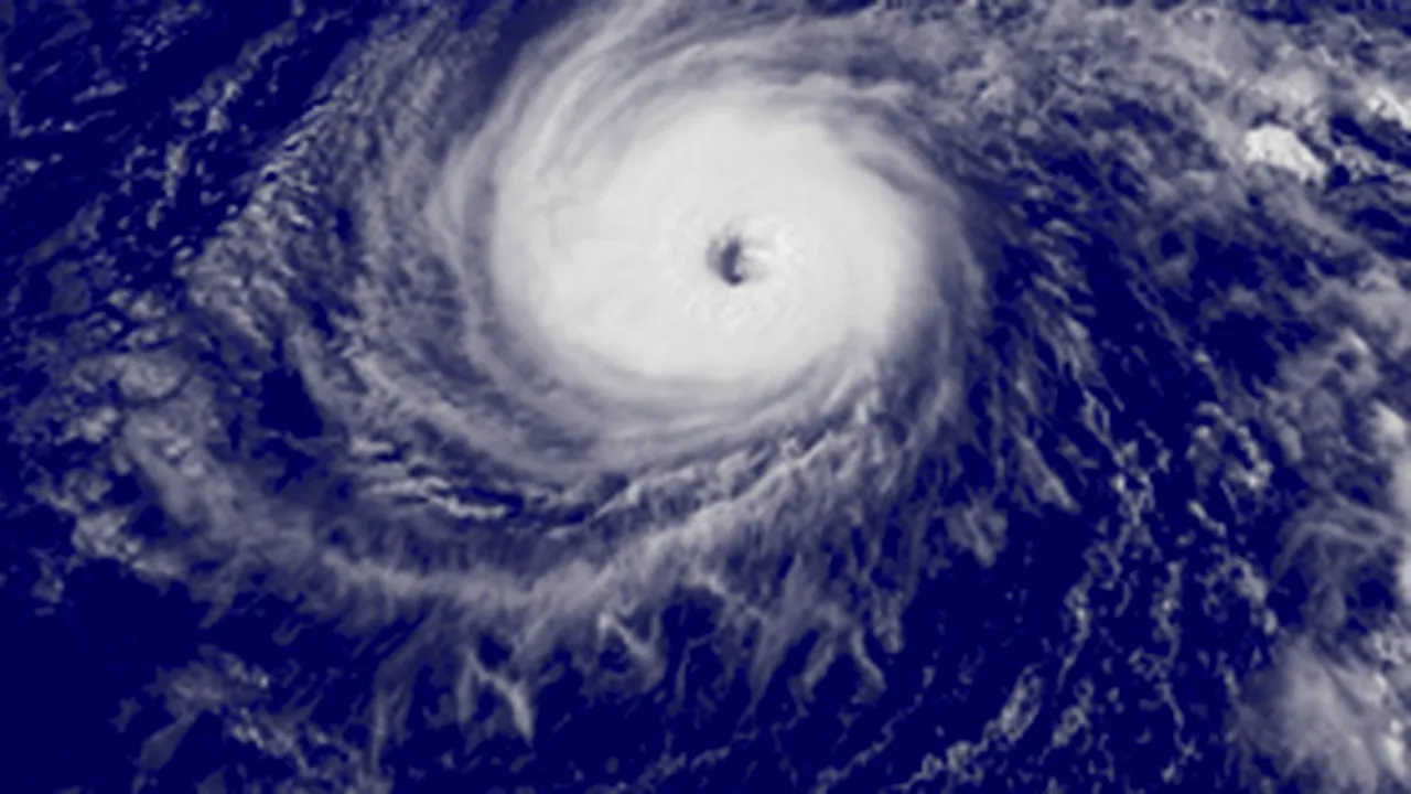 Uraganul Flossie se îndreaptă spre Hawaii