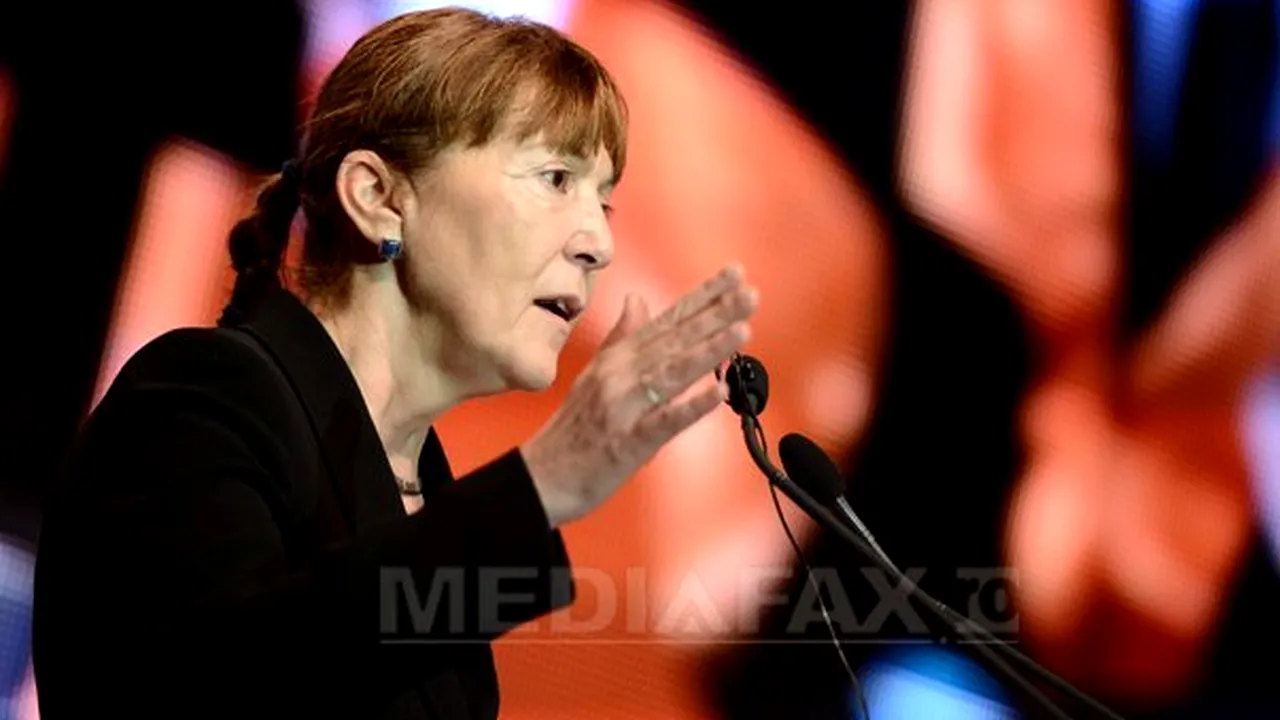 Macovei: Unele declaraţii ale lui Iohannis-periculoase, de natură să afecteze independenţa justiţiei