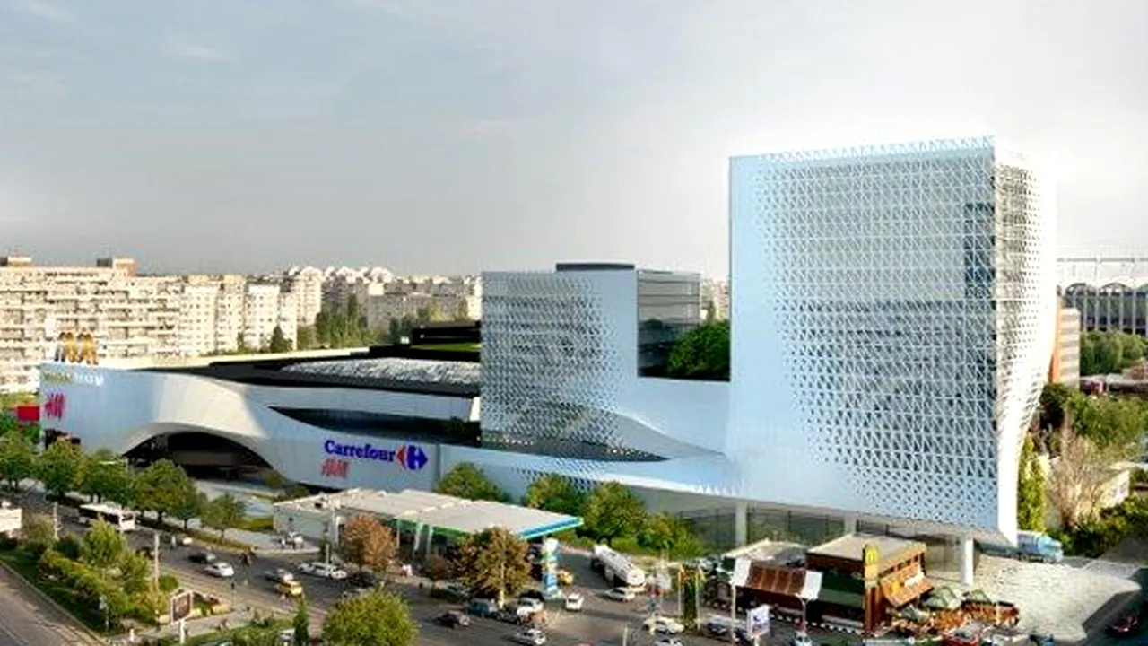 Celebrul Titan the Robot, care a împărţit scena cu Rihanna şi Will.i.am, vine la Bucureşti pentru deschiderea Mega Mall