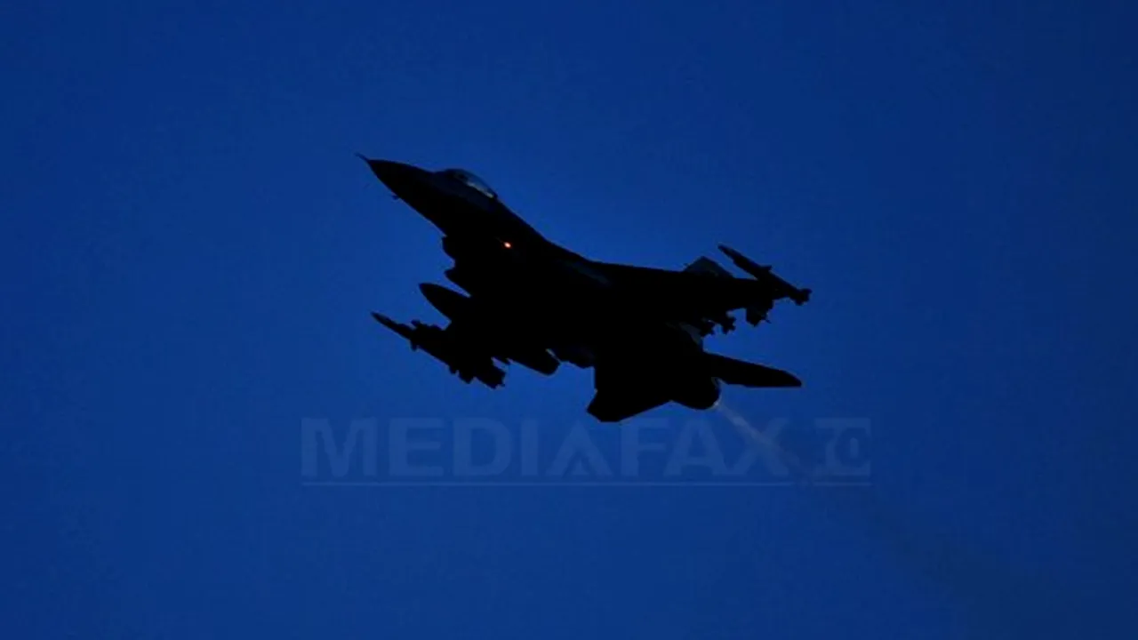 Un avion de vânătoare iranian s-a prăbuşit în apropierea frontierei cu Irakul. Cei doi piloţi au murit