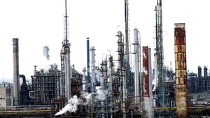 Ministrul Economiei spune că OMV Petrom nu va demola rafinăria Arpechim