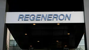 COVID-19. Regeneron a depus o cerere de aprobarea de urgenţă a cocktailului experimental folosit în tratarea lui Trump
