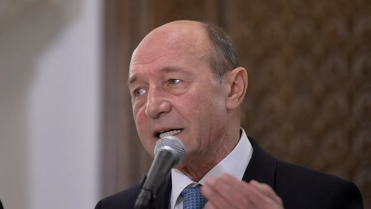 Traian Băsescu reacţionează după afirmaţiile lui Sebastian Ghiţă privind dosarul lui Dan Voiculescu