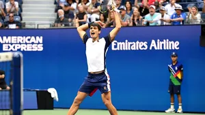 VIDEO US Open 2021. Spaniolul Carlos Alcaraz l-a învins pe grecul Stefanos Tsitsipas după un meci epic