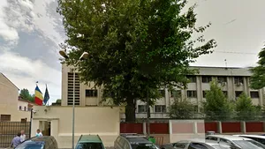 Arestul Central va fi extins, din cauza supaaglomerării, în sediul revistei Poliţia Română