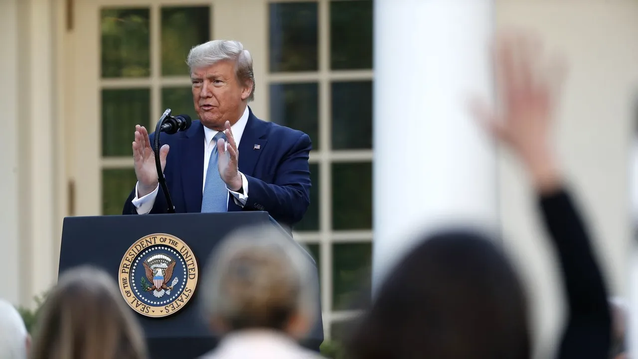 Donald Trump spune că redeschiderea unor state este posibilă luna aceasta: Vârful epidemiei a fost depăşit 