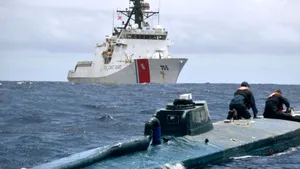 Captură impresionantă. Submarin cu 3.000 de kilograme de cocaină, interceptat în apele teritoriale spaniole. FOTO