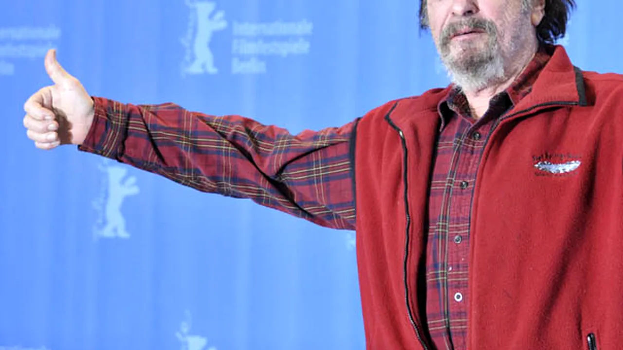 Actorul Rip Torn, arestat după ce a fost prins beat şi înarmat într-o bancă