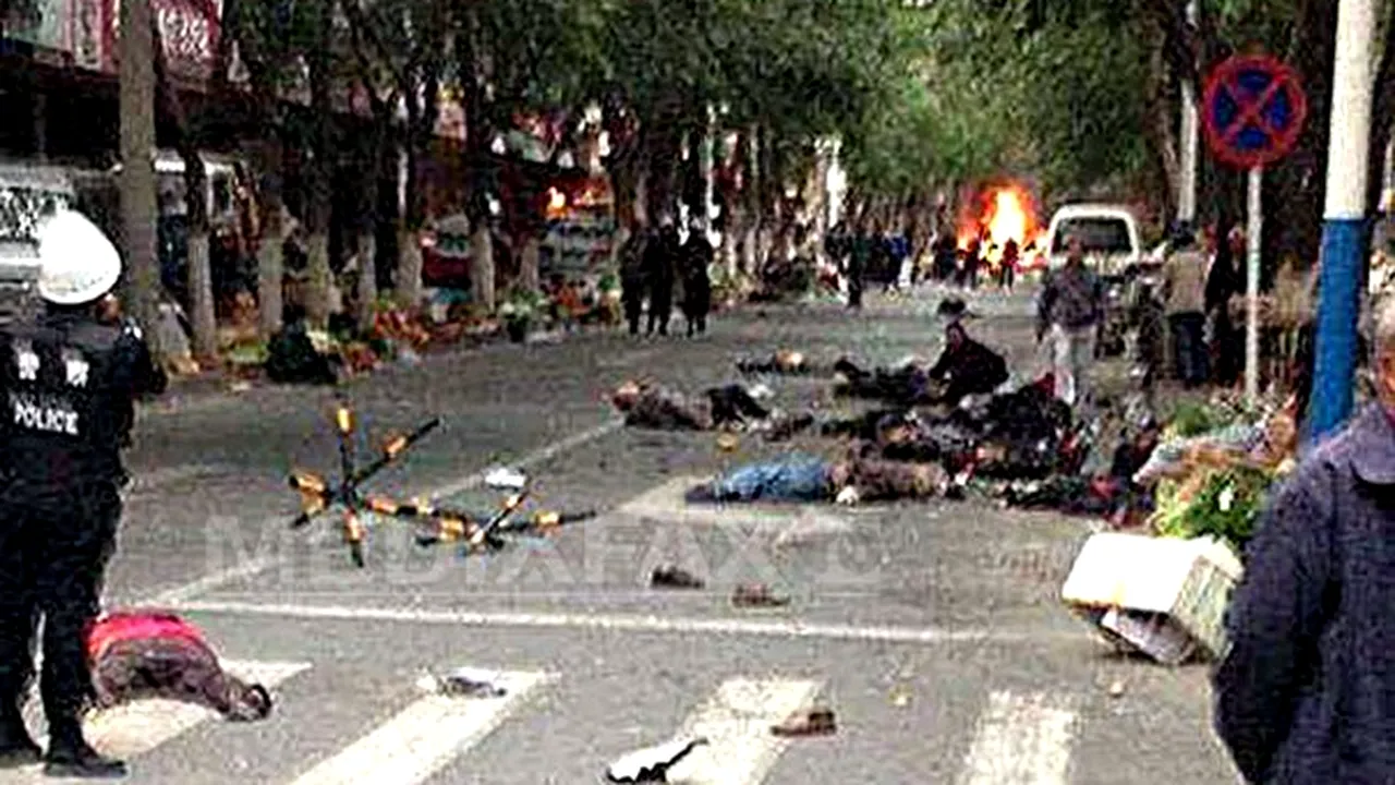 MAE condamnă atacul terorist din China, soldat cu 31 de morţi şi peste 90 de răniţi