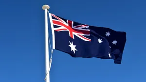 Nou incident șocant în Australia: Un ministru a găsit un glonț gravat cu detalii personale pe capota mașinii