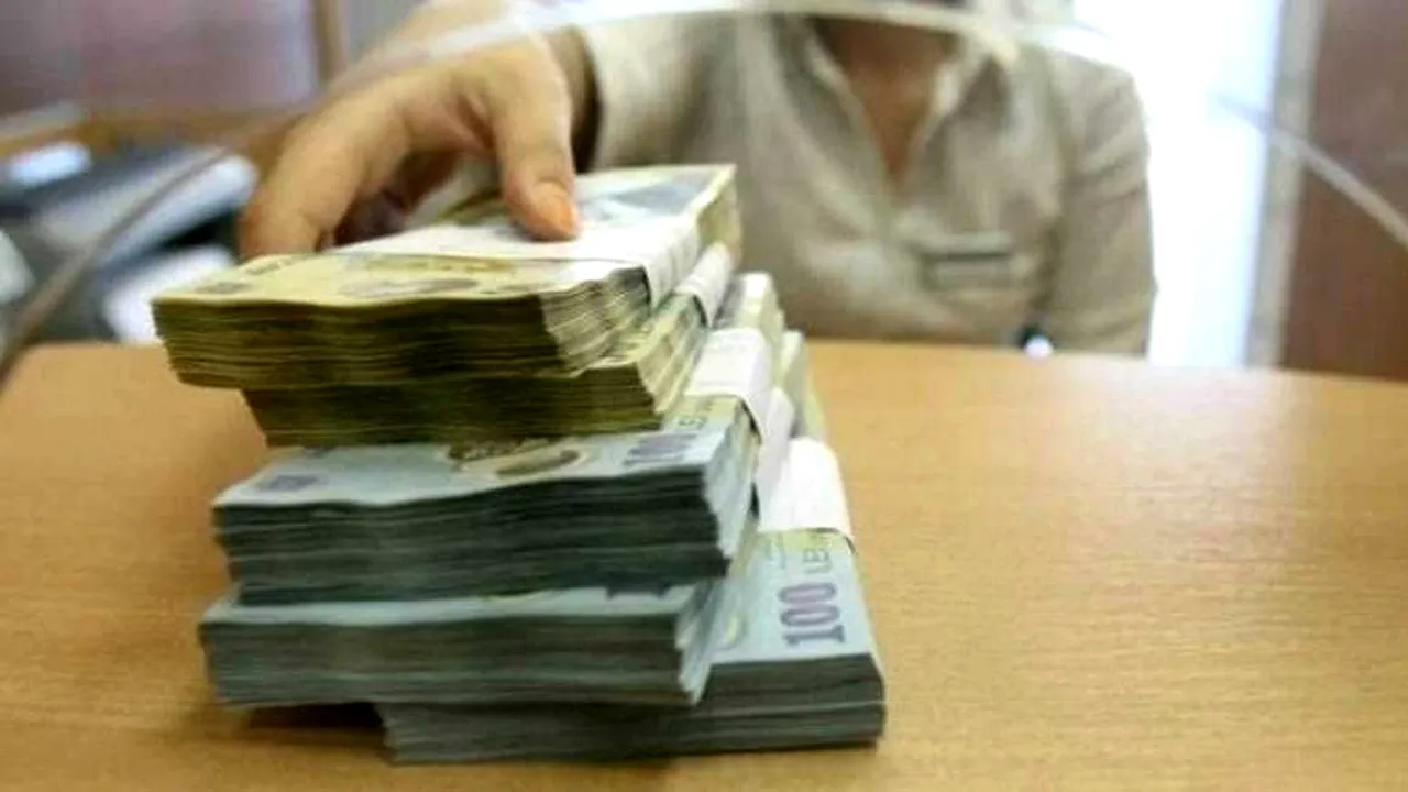 Doar un român din 100 îşi alege singur fondul de pensii Pilon II. Rata de repartizare aleatorie este cea mai mare din ultimii 12 ani
