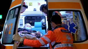 Ultimii pacienţi ortopedici de la Spitalul Foişor, transferaţi sâmbătă. Ministerul Sănătăţii: „Modul cum a decurs evacuarea este regretabil”