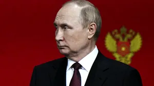 Analiză: Statele Unite înfrâng Rusia în Ucraina cu mărunţiş / O cursă a înarmării împotriva Occidentului ar falimenta economia rusă şi ar putea duce la căderea lui Vladimir Putin