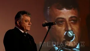 Fostul director al Hidroelectrica Traian Oprea a fost concediat, alături de alţi 300 de salariaţi