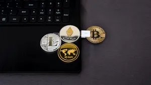 Statul vrea să reglementeze emiterea de monedă electronică. Ce condiţii vor trebui să îndeplinească emitenţii