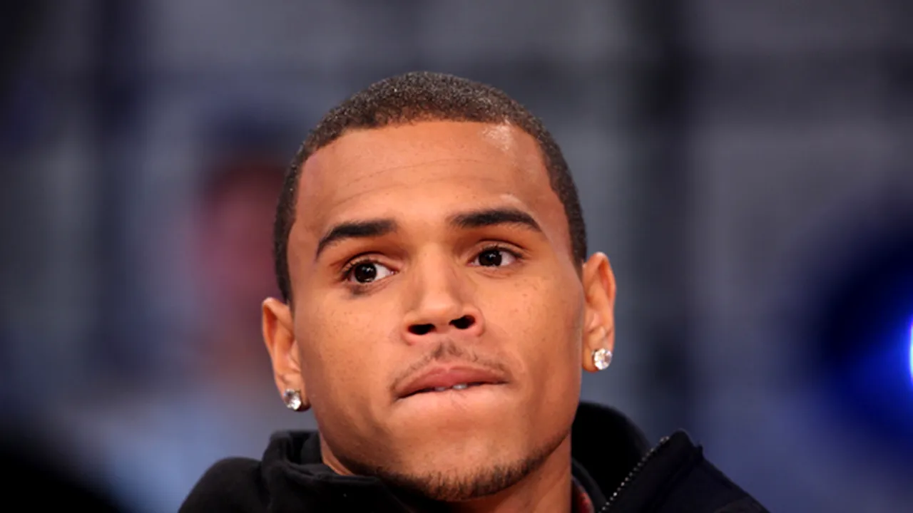 Chris Brown către fanii săi: Vă rog, salvaţi-mă - AUDIO