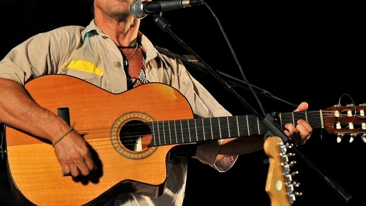 Manu Chao concertează în Arizona, în semn de protest faţă de legea imigraţiei