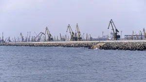 Miruță vrea să elimine „mica înțelegere” din Portul Constanța. Transporturile de cereale vor fi programate în funcție de nave