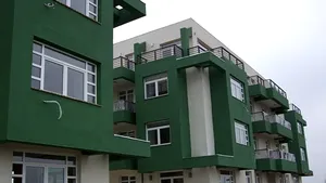 Conflict într-un complex rezidenţial de lângă Bucureşti. O persoană a fost rănită / UPDATE: Agresorii, reţinuţi 