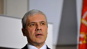 Boris Tadici, amendat cu 400 de euro pentru că a consumat şampanie pe stadion după Serbia-România