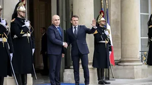 Bolojan, după întâlnirea cu Macron: A fost o întâlnire foarte bună, îi mulţumesc pentru prietenie