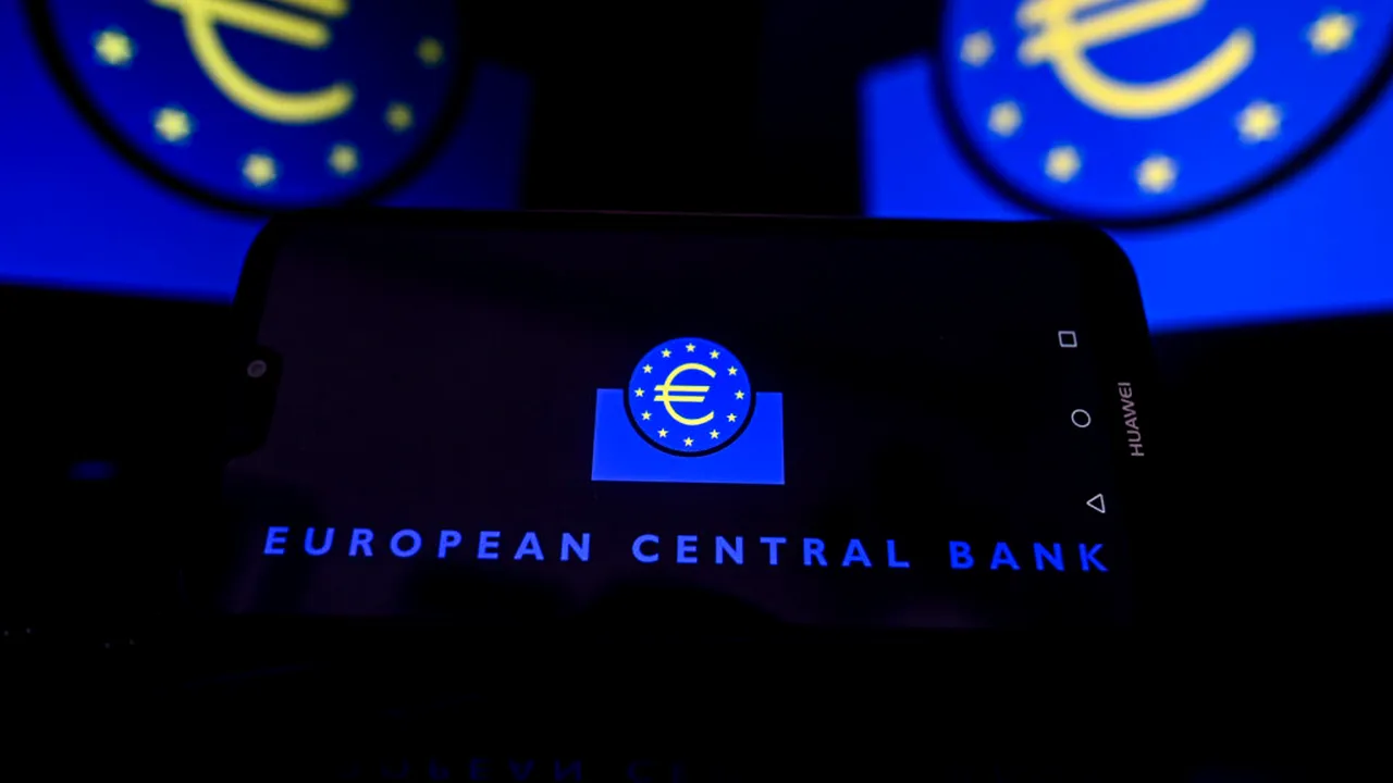 Politica monetară BCE, sub presiune. Oficialii europeni cer prudență pe fondul crizei energetice