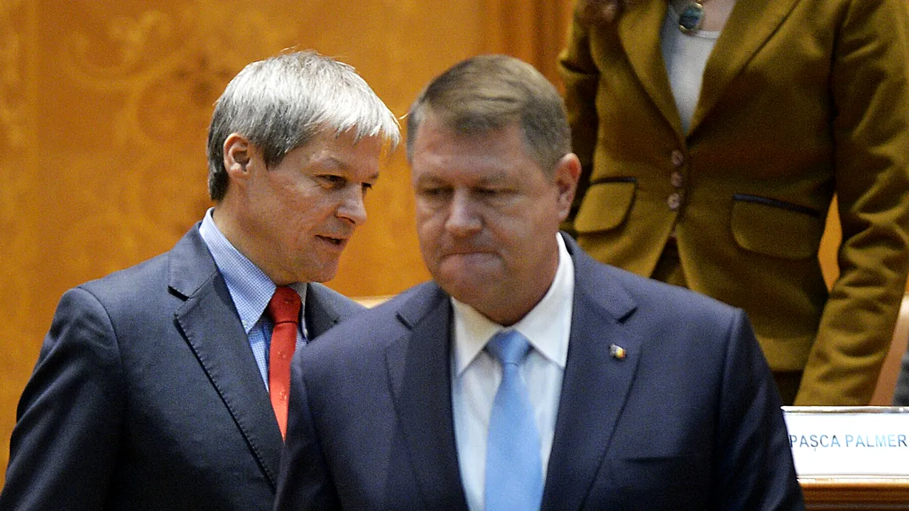 Dacian Ciolos a vorbit cu Klaus Iohannis înainte să fie refuzat de PNL